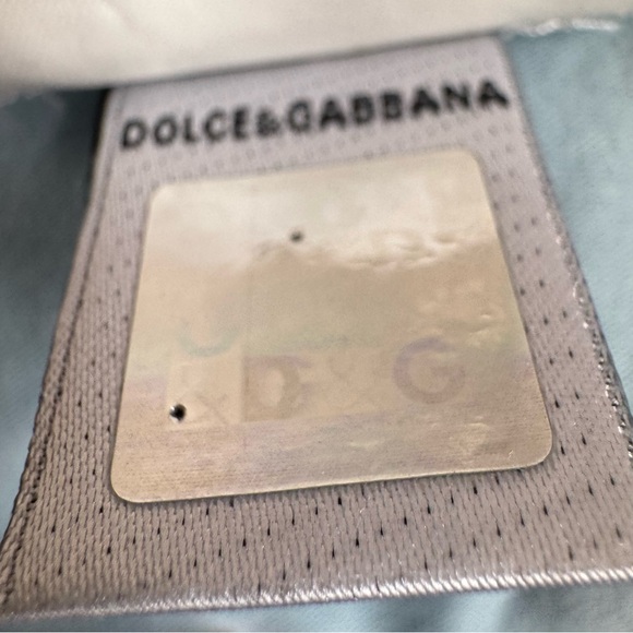 Authentic light blue dolce&gabbana D&G graphic tshirt - Picture 7 of 7